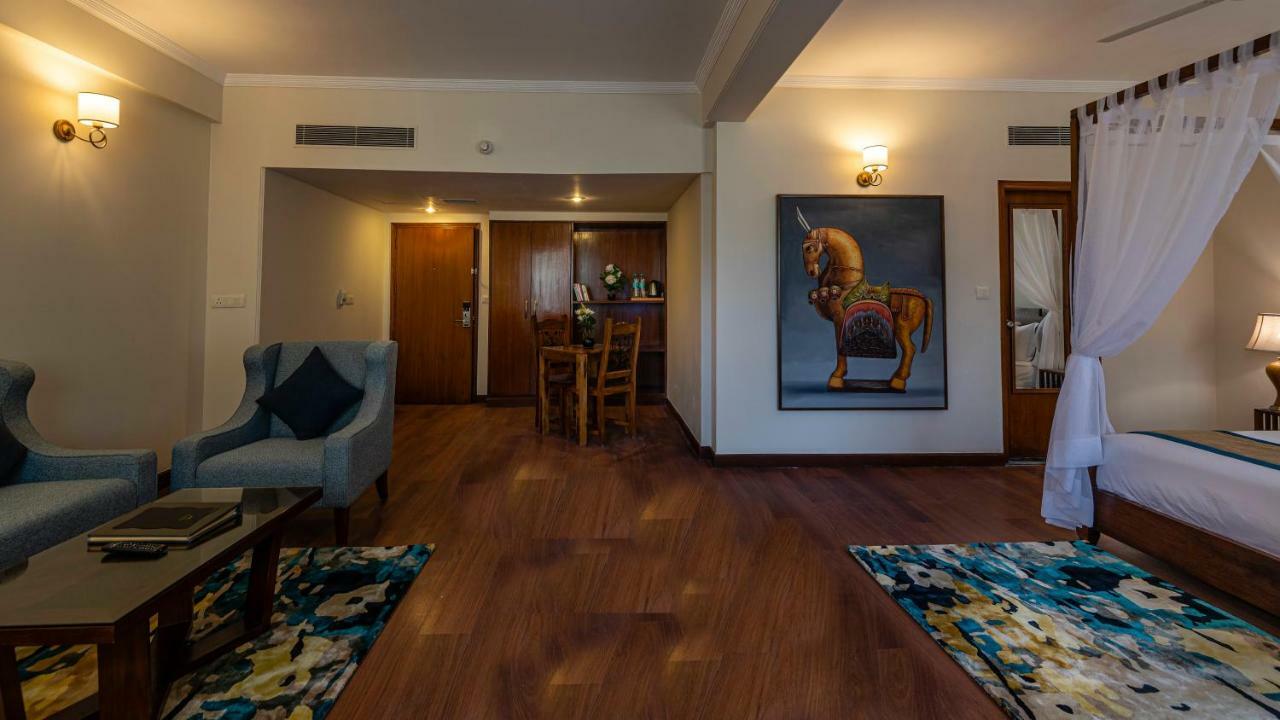 8Fold By Larisa Hotel Shimla Ngoại thất bức ảnh